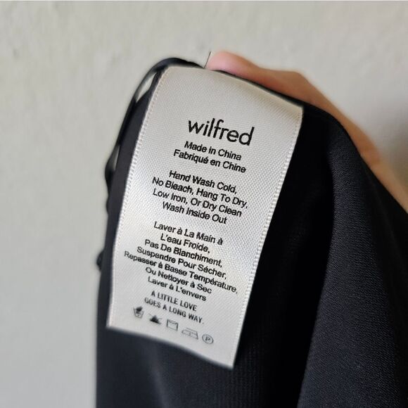 Wilfred Black Silky Cold Shoulder Top Size Small - Picture 5 of 9